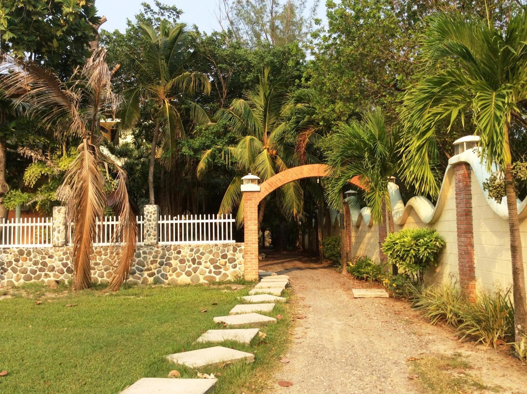 אוטילה Sea Eye Hotel - Tropical Building מראה חיצוני תמונה